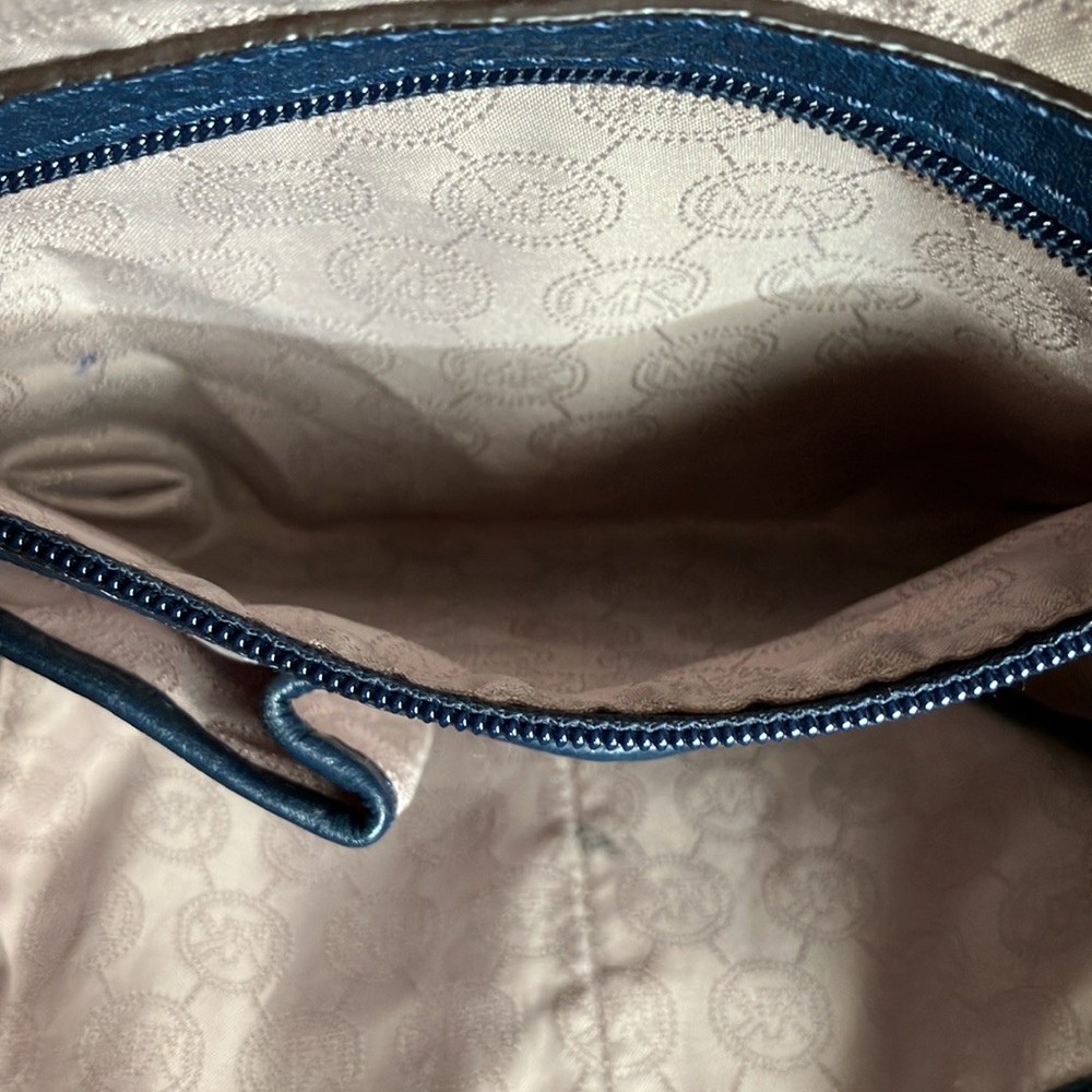 Michael Kors shoulder bag - Picture 17 of 17